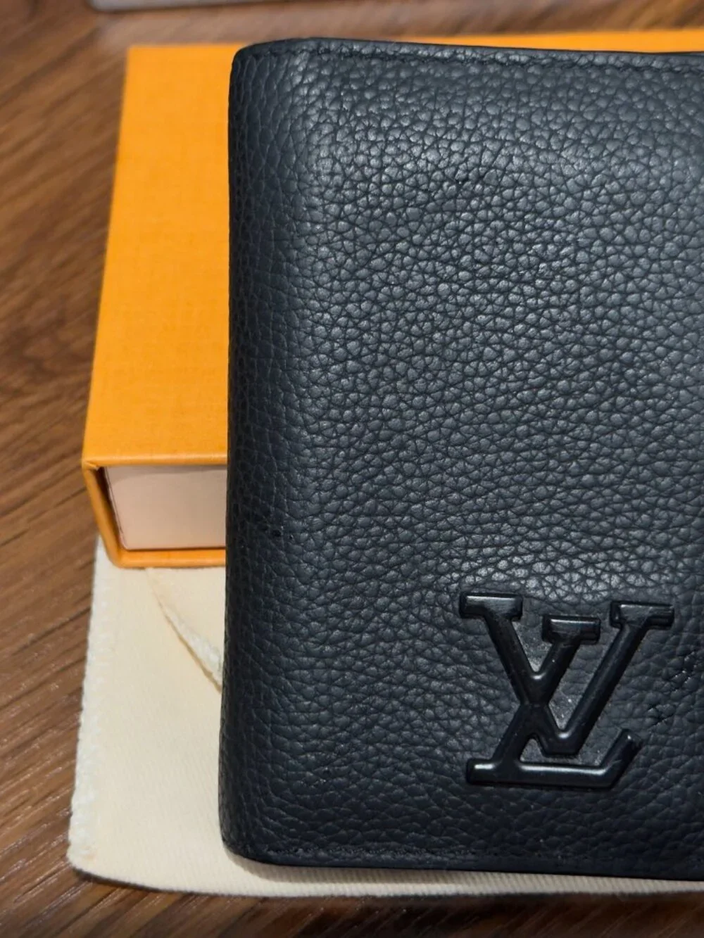 Louis Vuitton louis vuitton